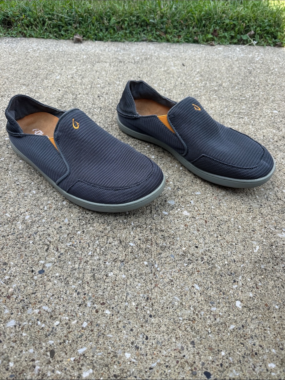 Men’s Olukai Norhea Mesh Slip Ons Size 9